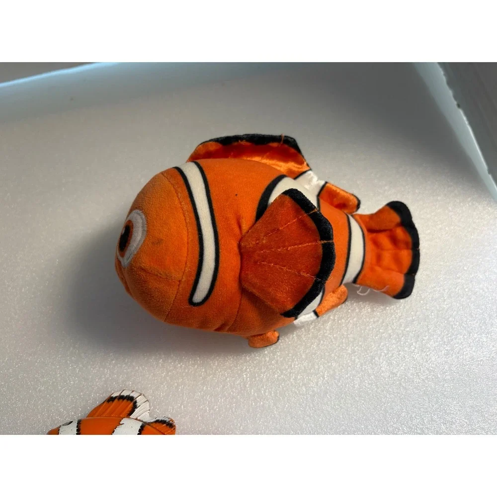 Disney Pixar Finding Nemo Toy Lot – Swimming Plastic Figure & Plush Animal
